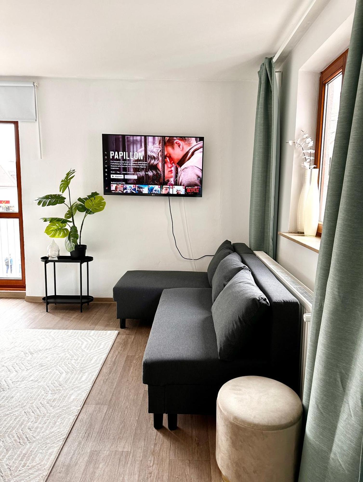 Wohnung Alte Mainbruecke - Gratis Kaffee - Netflix - Balkon เวิร์ซบวร์ก ภายนอก รูปภาพ
